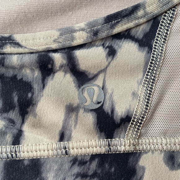 Lululemon Flow Y Nulu Bra - Picture 3 of 4